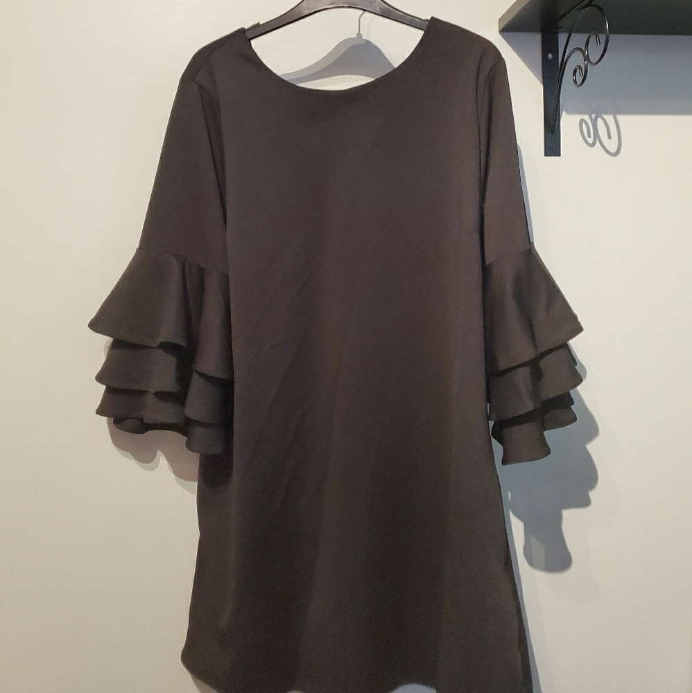 PAPILLION black cocktail dress